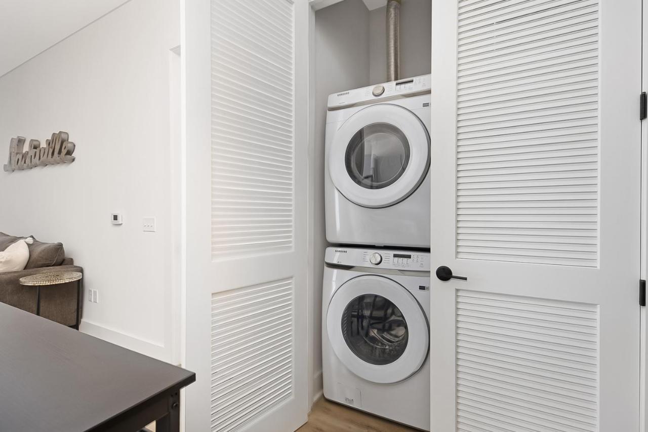 Chic On Main Apartment Нашвил Екстериор снимка